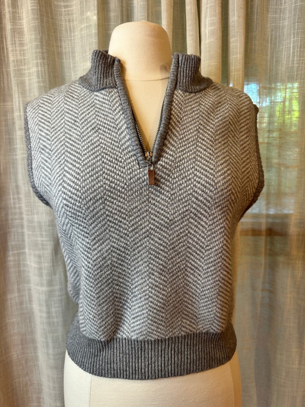 Sincerely Jules Gray Herringbone Sweater Vest 1/4 Zip Women's Large